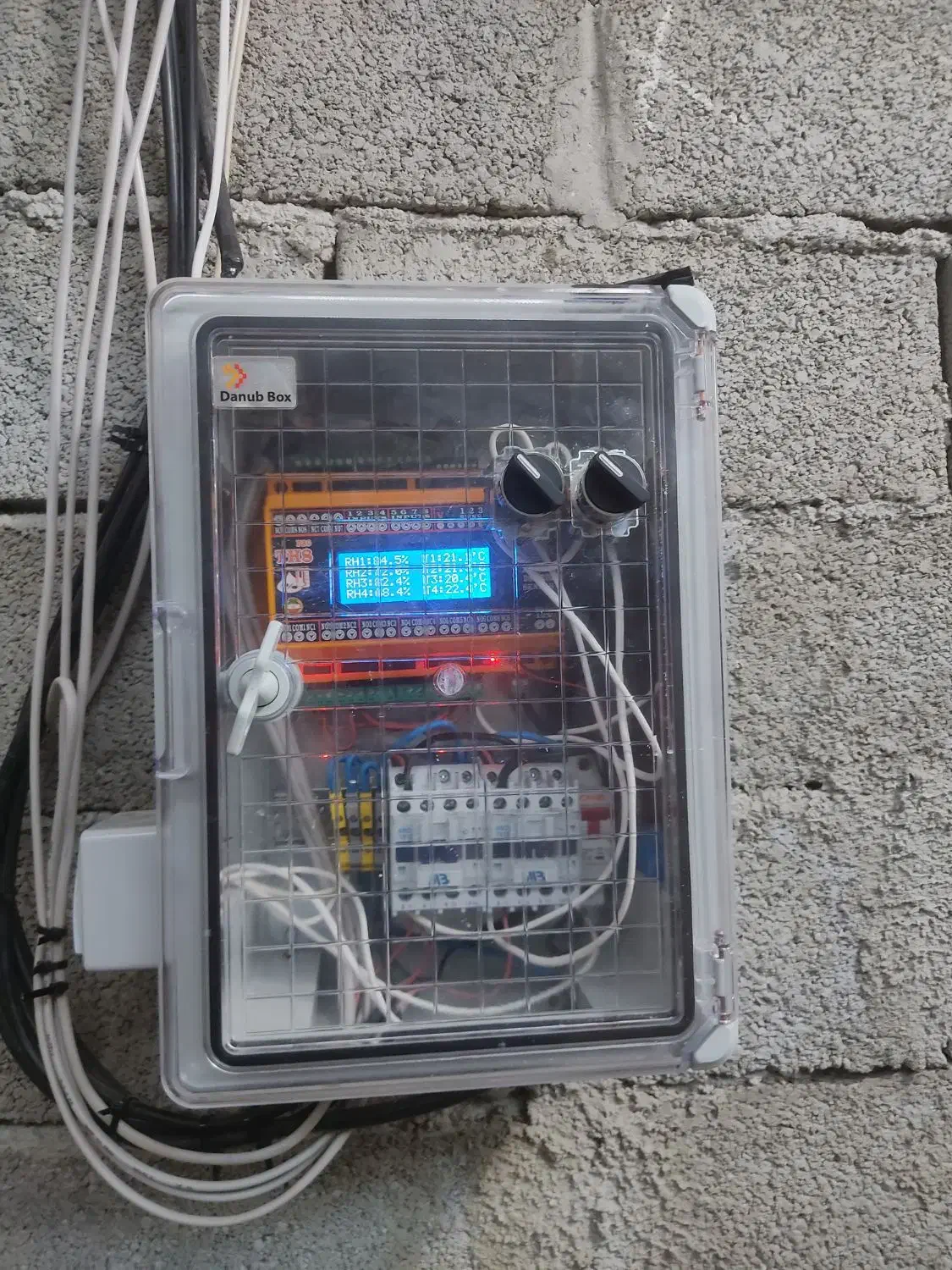 برقکار تکنسین برق صنعتی برقکاری سیم کشی خرده کاری|خدمات پیشه و مهارت|کرج, فاز ۳ مهرشهر|دیوار