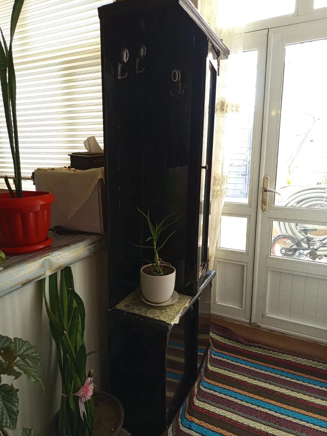 جاکفشی|جاکفشی، کمد، دراور|زنجان, |دیوار