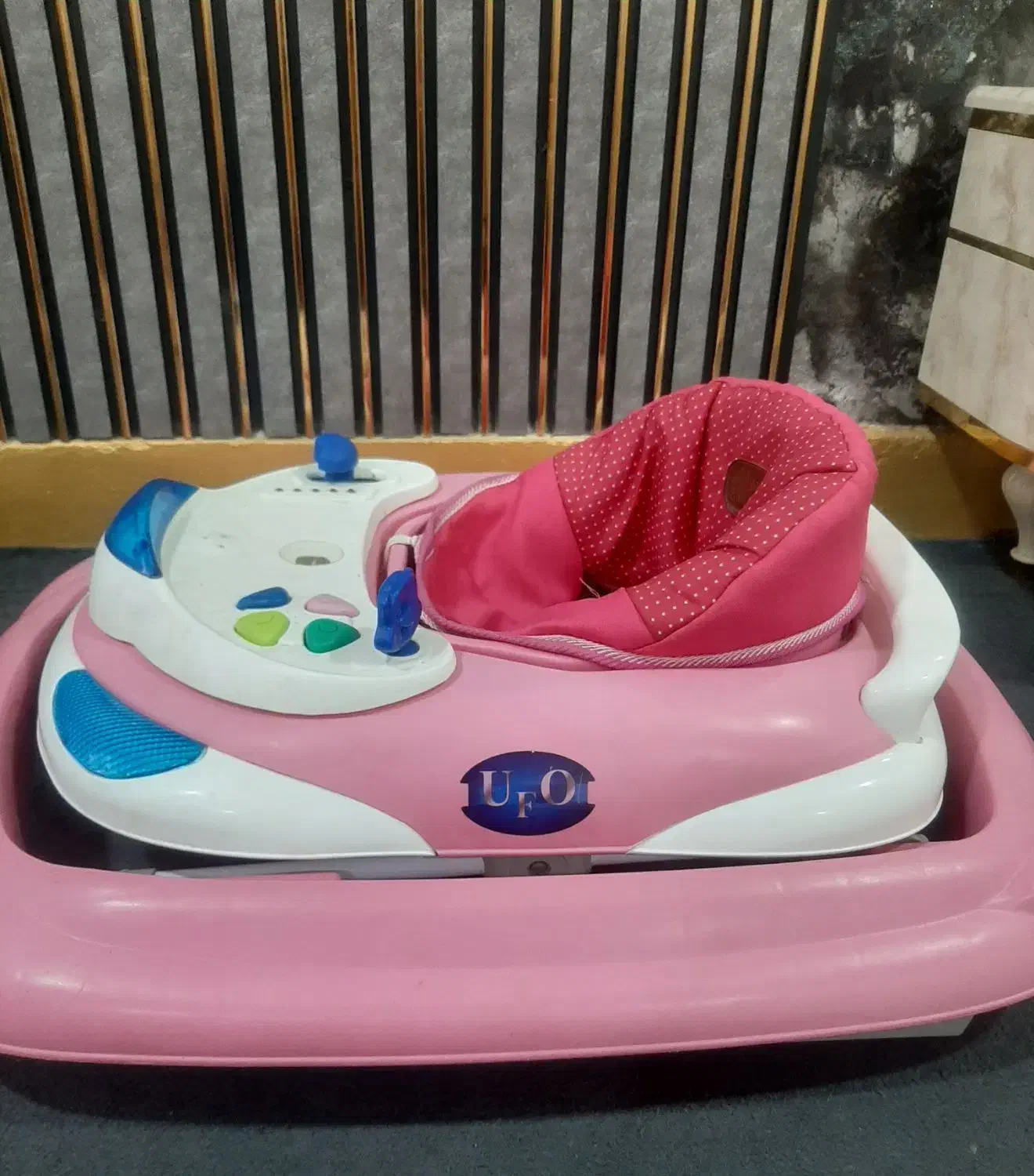 روروک بچه|کالسکه و لوازم جانبی|خرمشهر, |دیوار