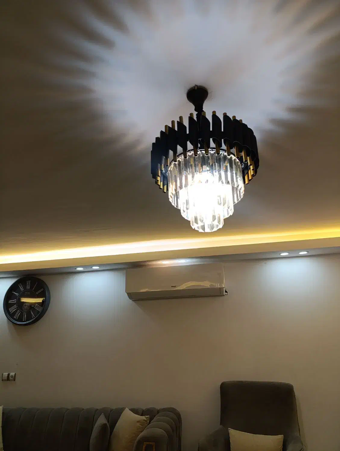 لوستر کریستالی|لوستر و چراغ آویز|علی‌آباد کتول, |دیوار