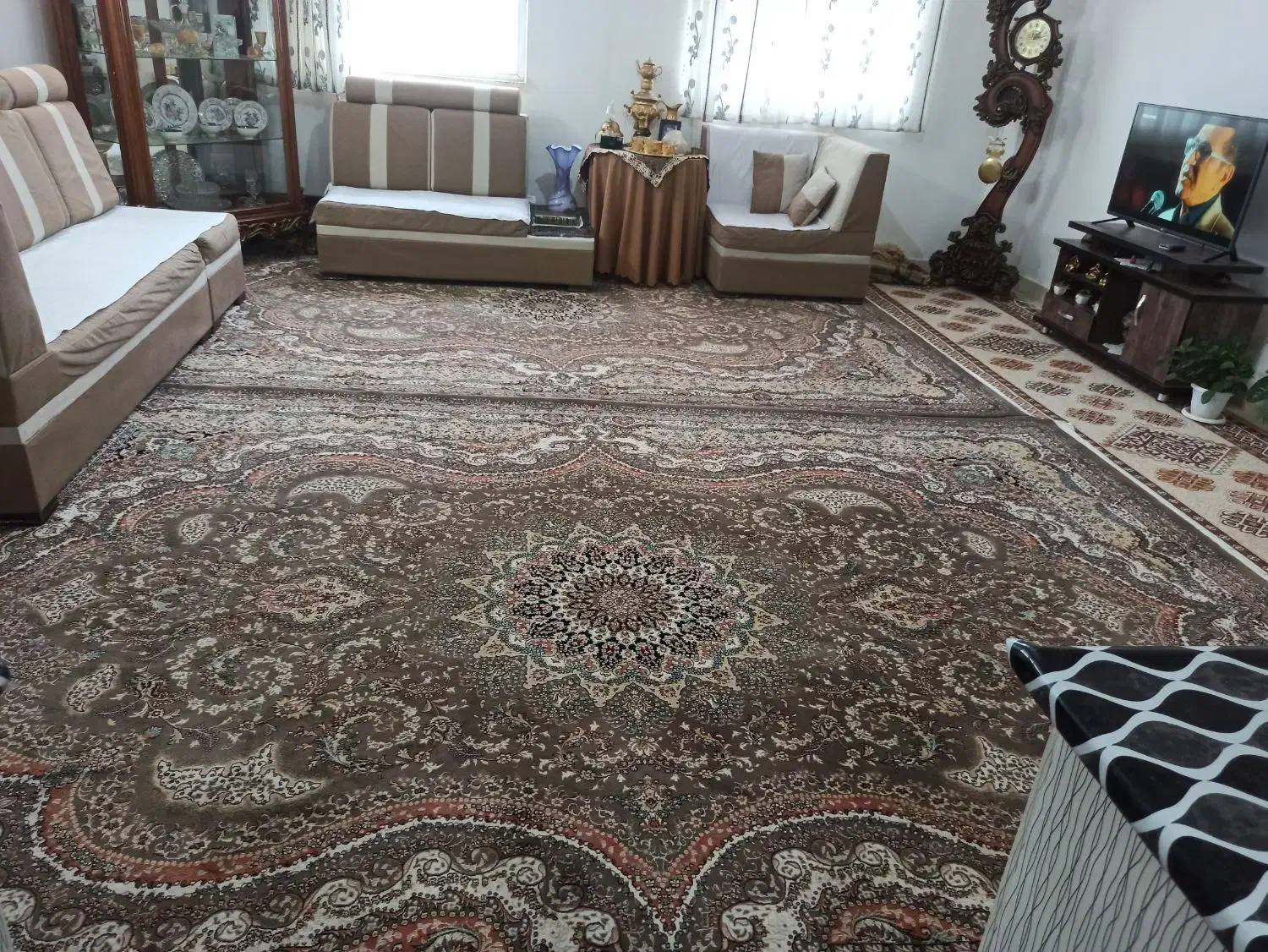 دو عدد فرش ۱۲ متری ب همراه کناره|فرش|کهک, |دیوار