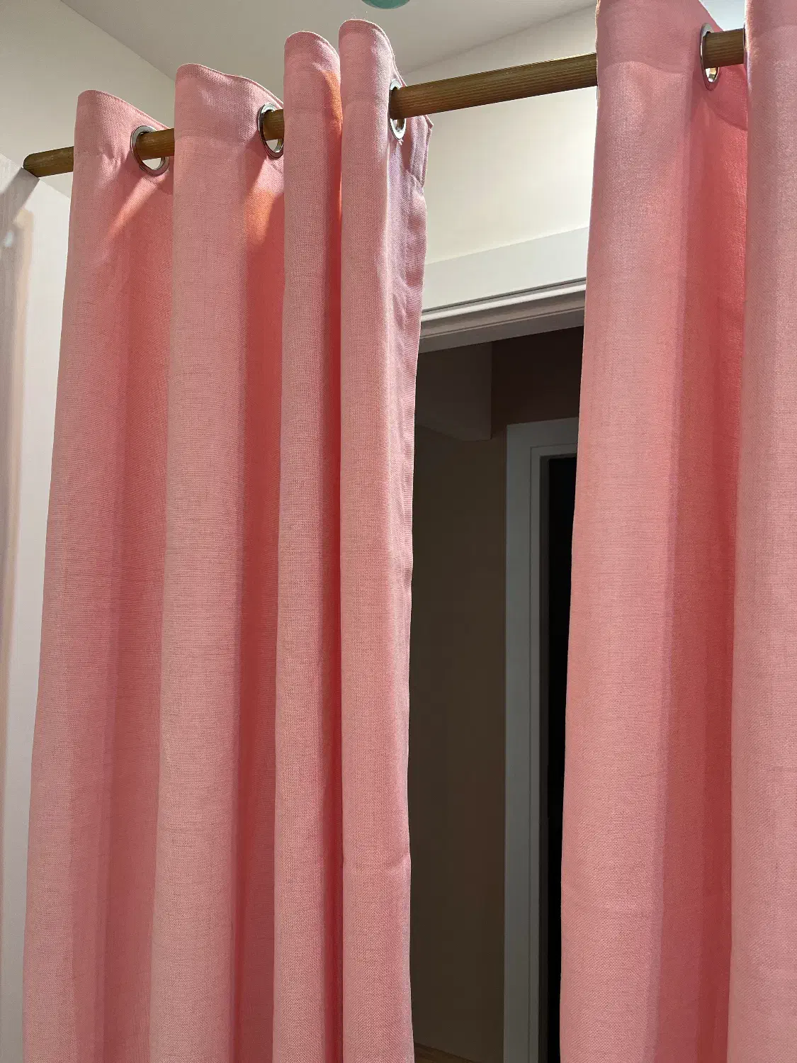 پرده پانچ|پرده، رانر، رومیزی|لاهیجان, قیام|دیوار