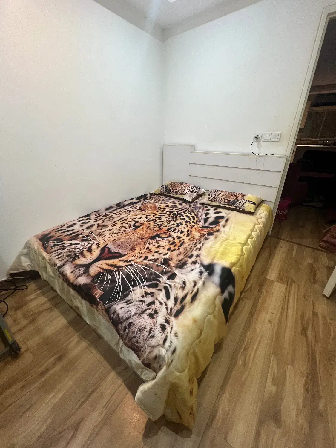 سرویس خواب دونفره چوبی|تخت و سرویس خواب|رشت, جهاد|دیوار