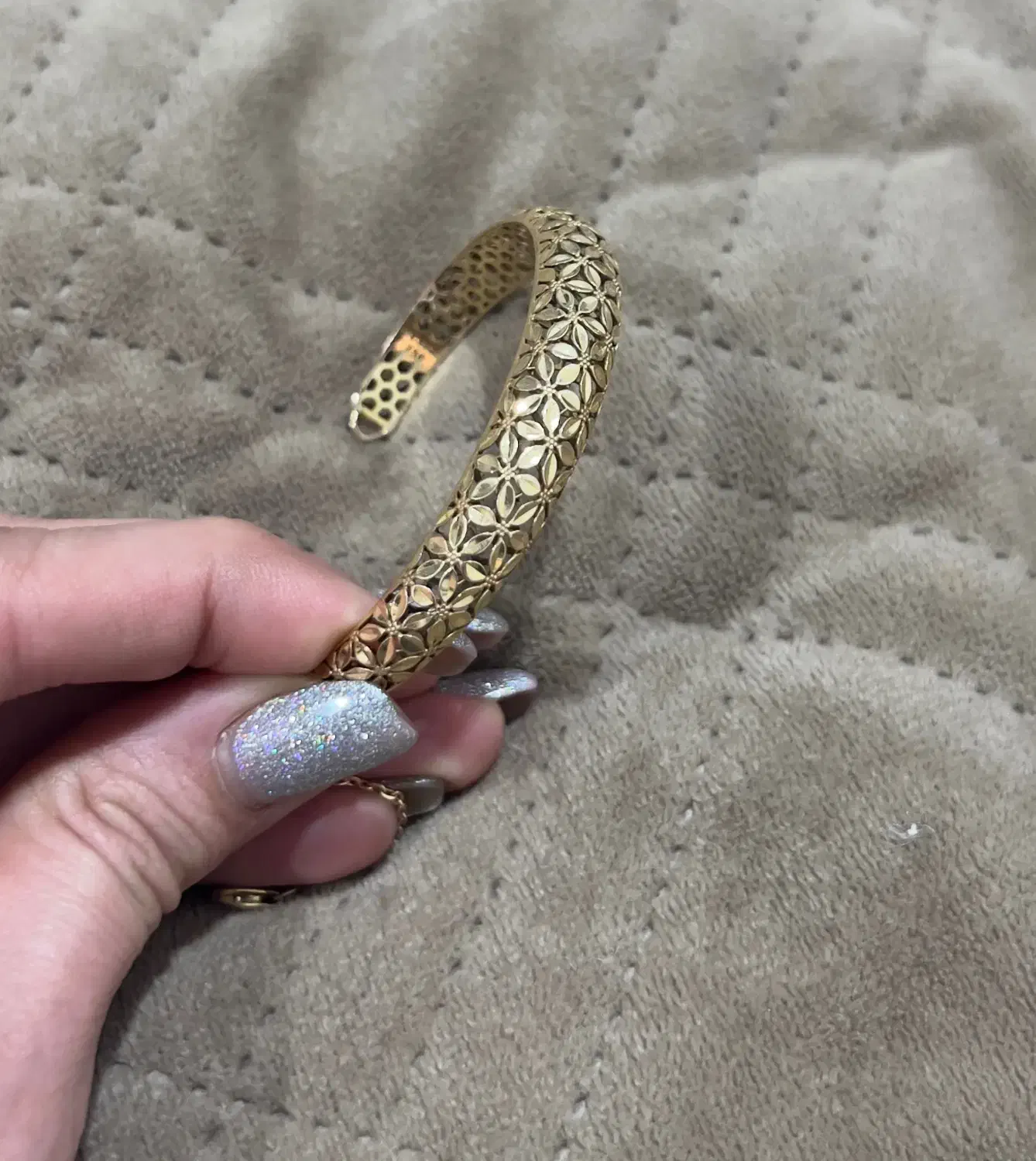 طلا ۱۰۰ بالای تابلو|جواهرات|بندر کنگان, |دیوار