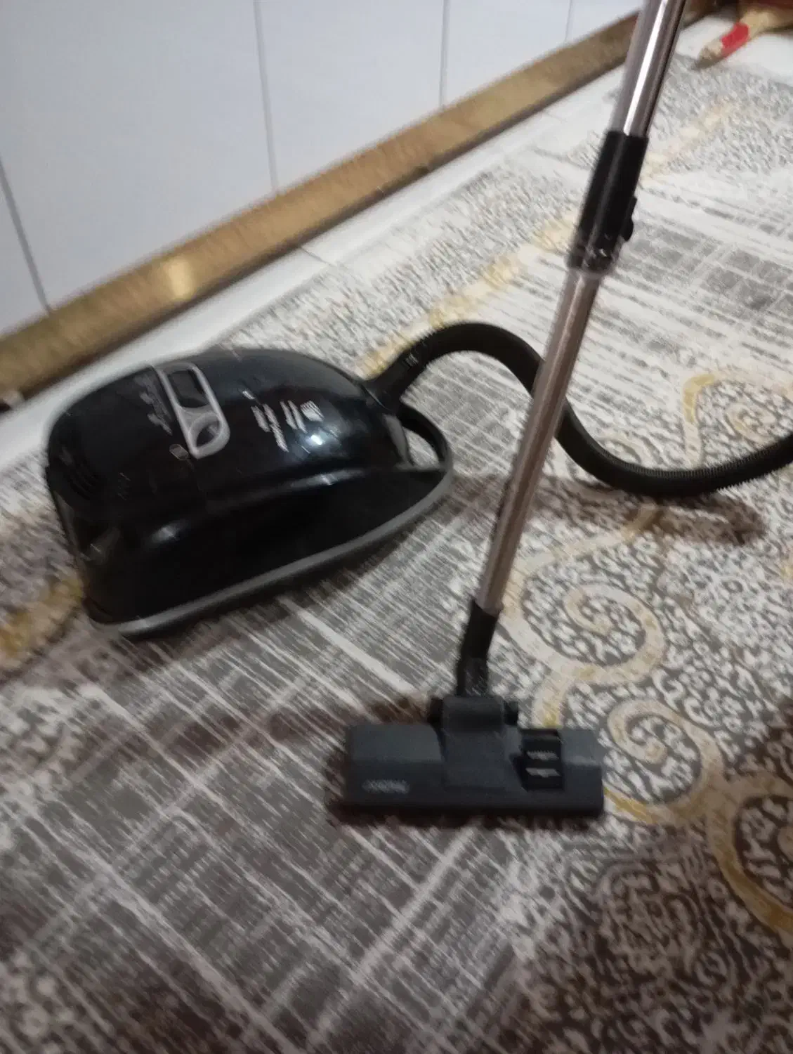 جاروبرقی|جاروبرقی، جارو شارژی، بخارشو|جیرفت, |دیوار