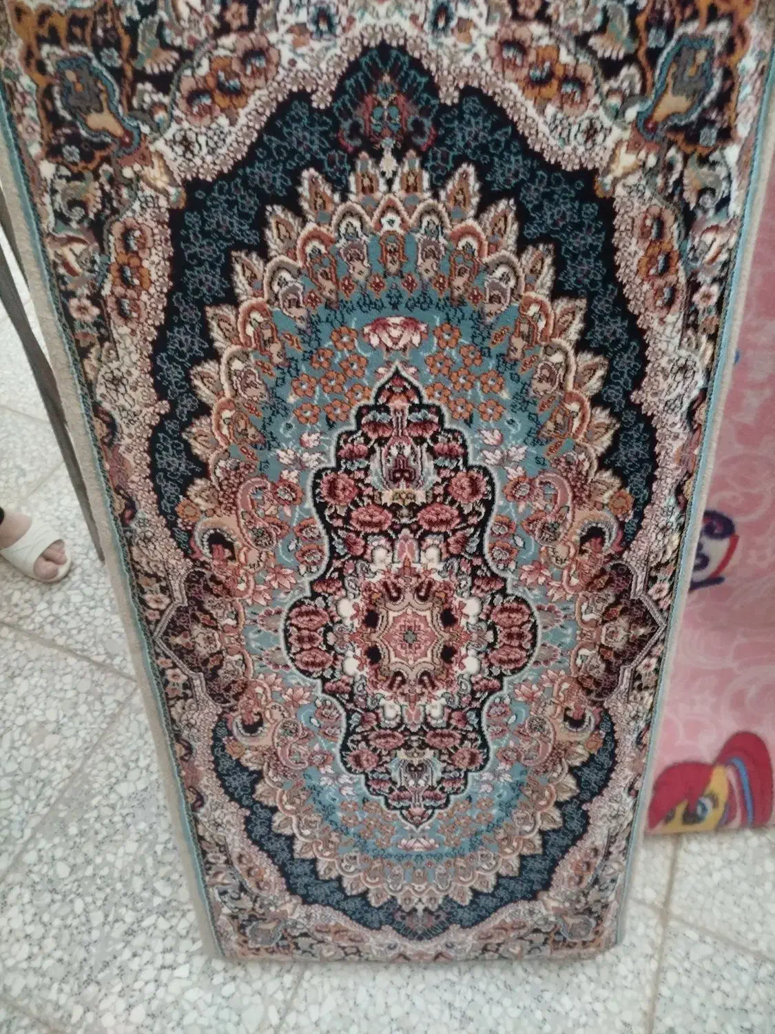 پشتی نو و بدون آسیب دیدگی|پشتی|آران و بیدگل, |دیوار