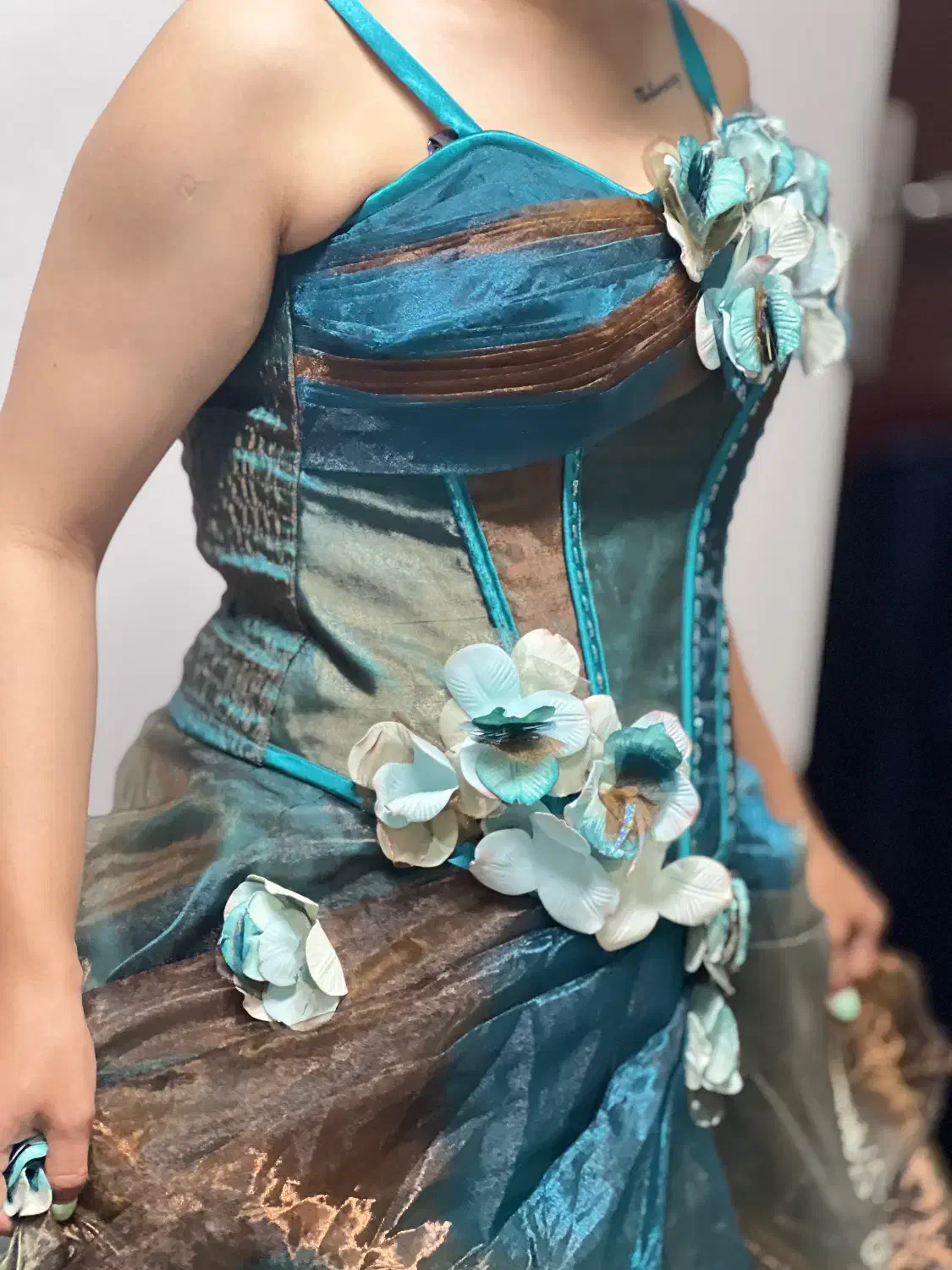 لباس شب ترک|لباس|رامسر, |دیوار