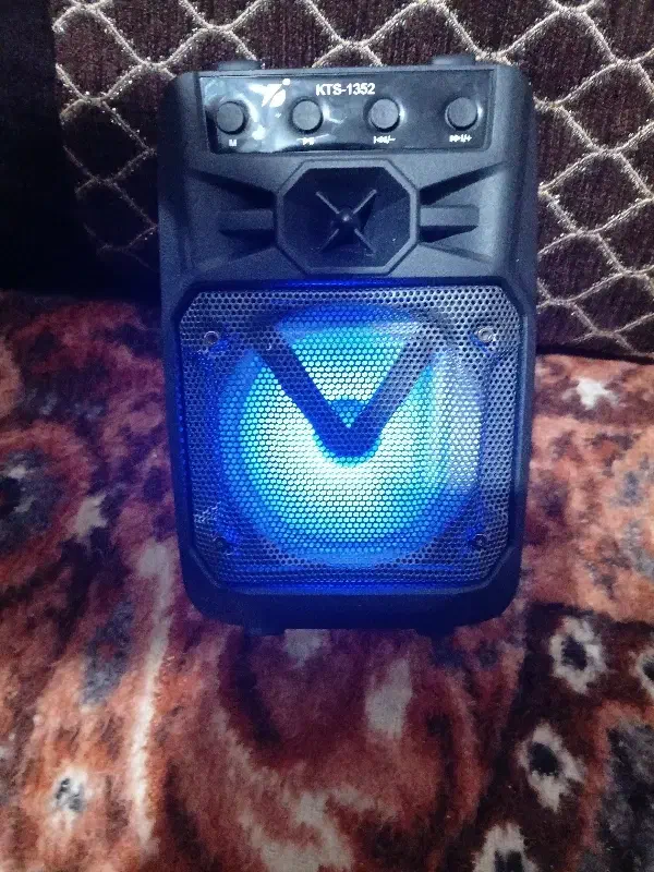 اسپیکر سالم|پخش‌کننده همراه|ارومیه, |دیوار