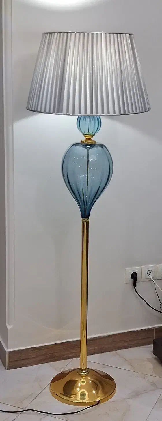 آباژور ایستاده اشکی با شید توسی|چراغ خواب و آباژور|فردیس, شهرک وحدت|دیوار