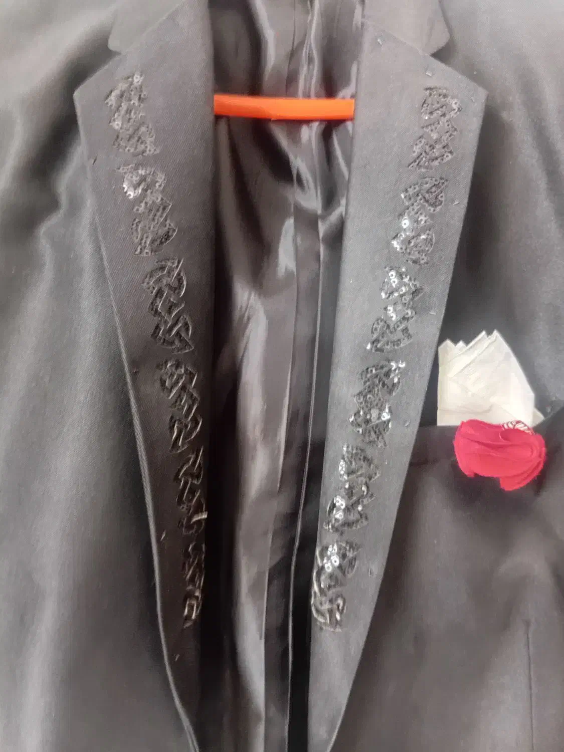 کت تک نو|لباس|هامون, |دیوار