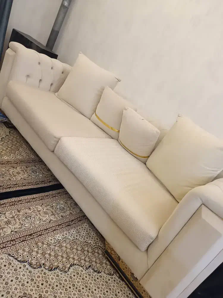 مبل ۶ نفره با جلومبلی|مبلمان خانگی و میز عسلی|پارس‌آباد, |دیوار