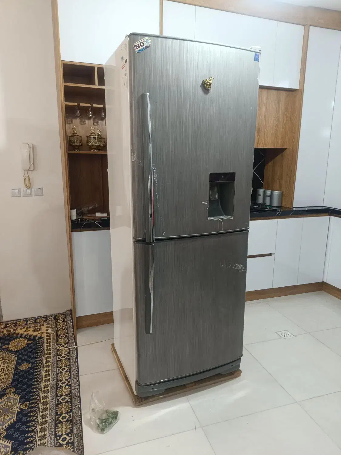 یخچل|یخچال و فریزر|باسمنج, |دیوار