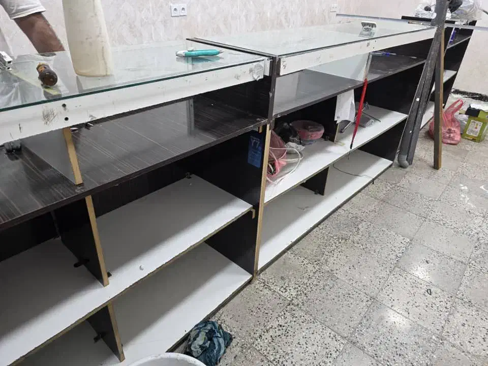 ویترین مغازه اقتصادی|بوفه، ویترین، کنسول|یاسوج, |دیوار