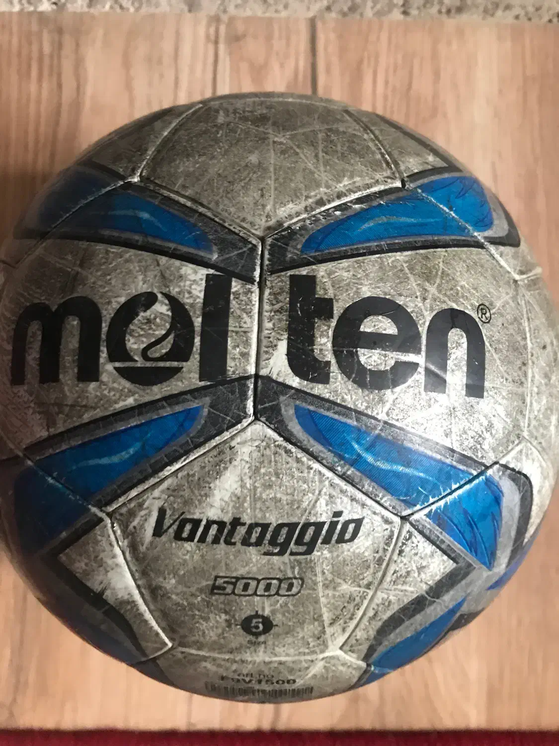 توپ فوتبال موتلن|ورزشهای توپی|قم, دانش|دیوار