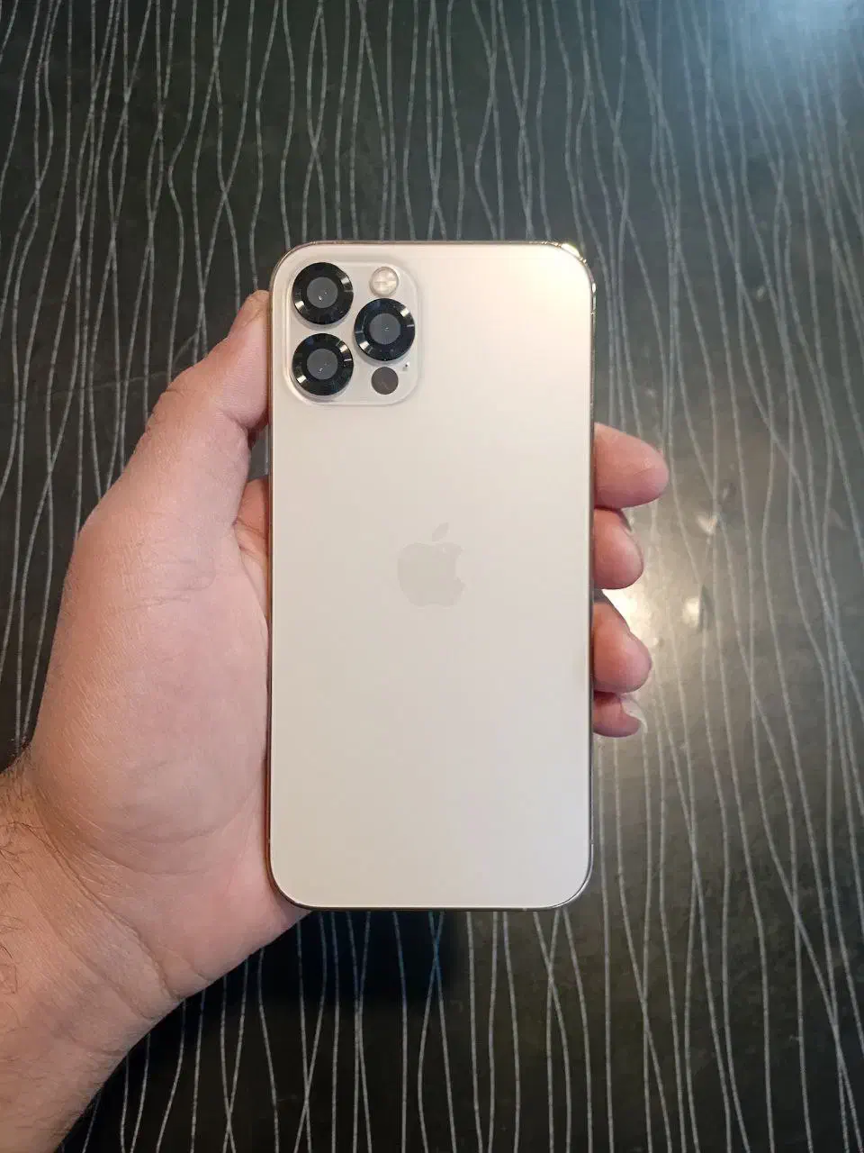 ۱۲پرو بدن خط وخش وهیچ مشکلی|موبایل|مشهد, دانش|دیوار