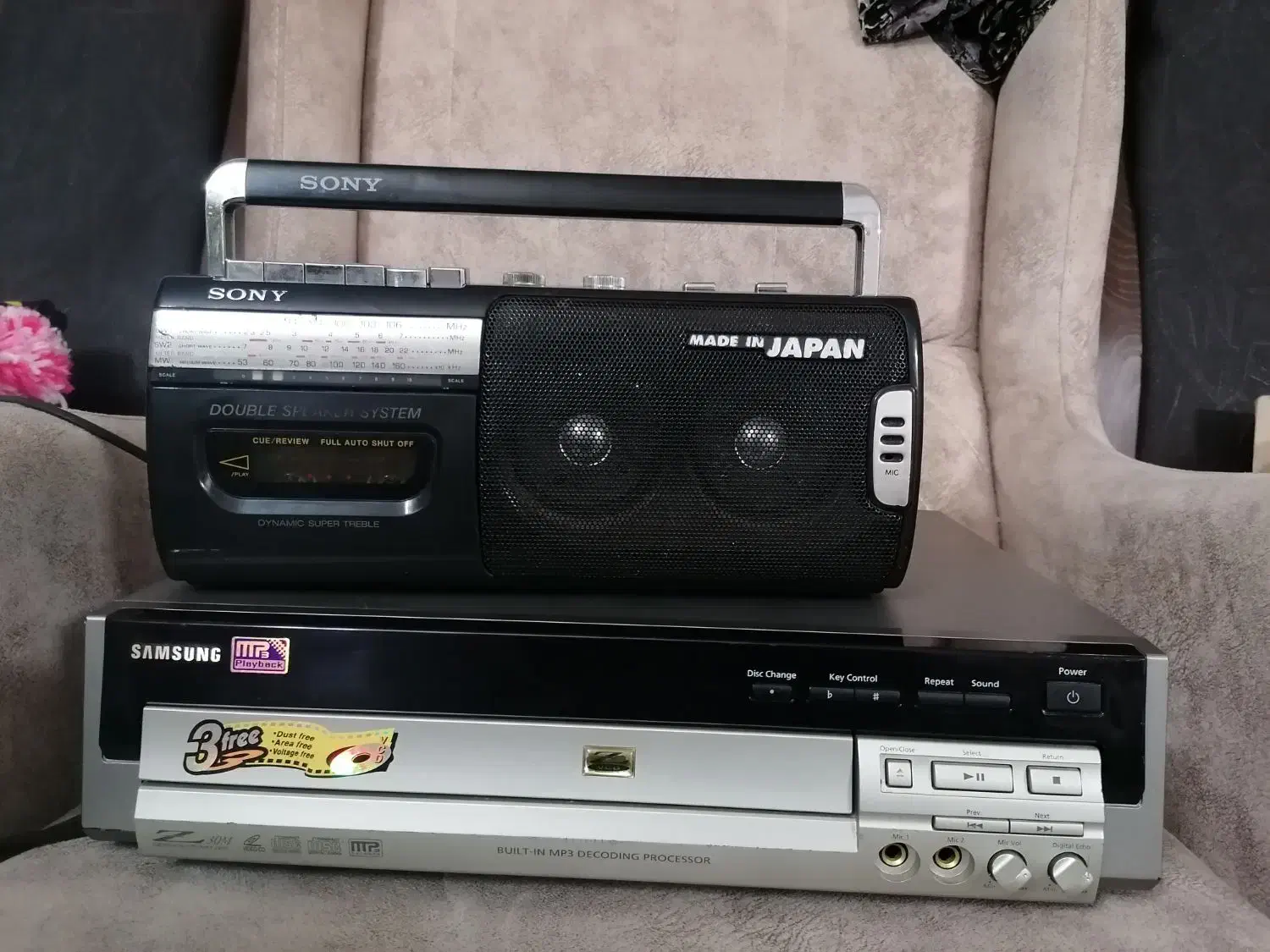 رادیو و VCD|پخش‌کننده DVD و ویدیو|رشت, استقامت ۱|دیوار