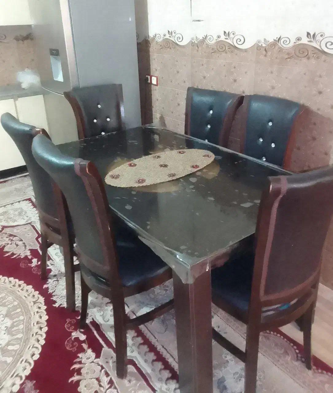 صندلی میز غذاخوری چرم درحدنو|میز و صندلی غذاخوری|خرمدره, |دیوار