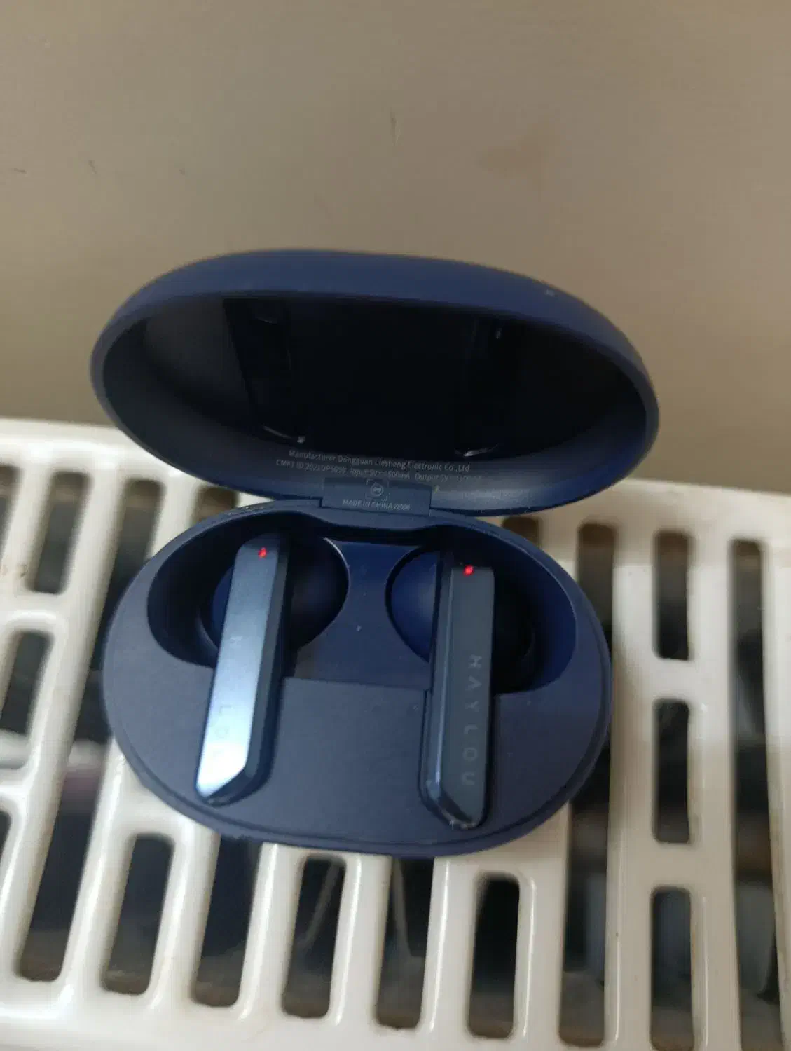 ایرپاد هایلو W1|لوازم جانبی موبایل و تبلت|اصفهان, کارلادان|دیوار