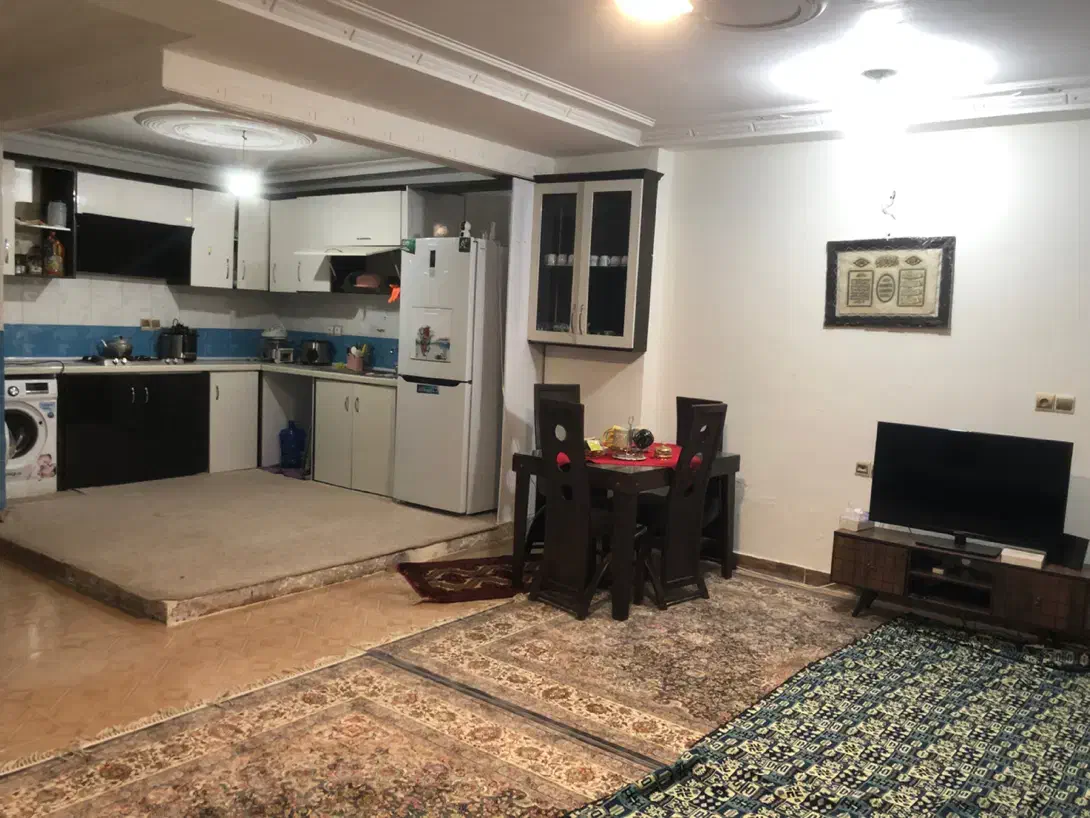 ۱۰۰ متر گل محمدی ۴ طبقه ۴|فروش آپارتمان|قشم, |دیوار