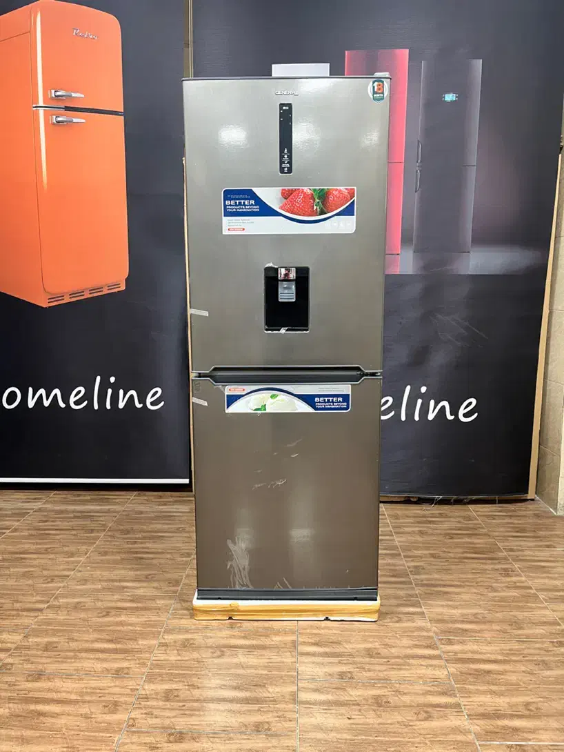 یخچال فریز بدون برفک نو madama دوسال ضمانت|یخچال و فریزر|پرند, فاز ۱|دیوار