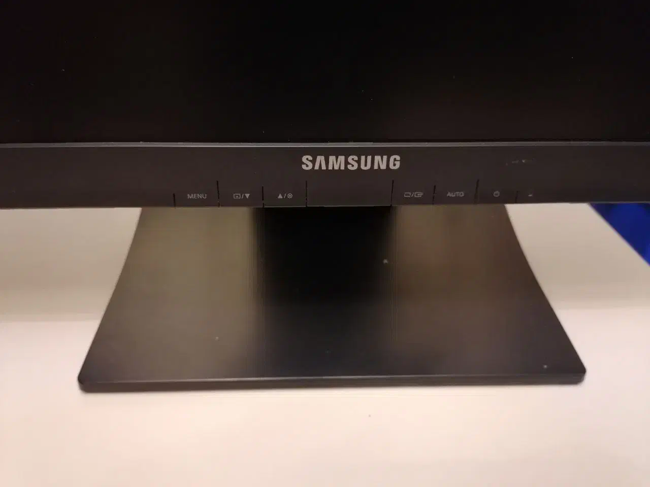 مانیتور ۲۲ اینچ سامسونگ|قطعات و لوازم جانبی رایانه|تهران, امانیه|دیوار