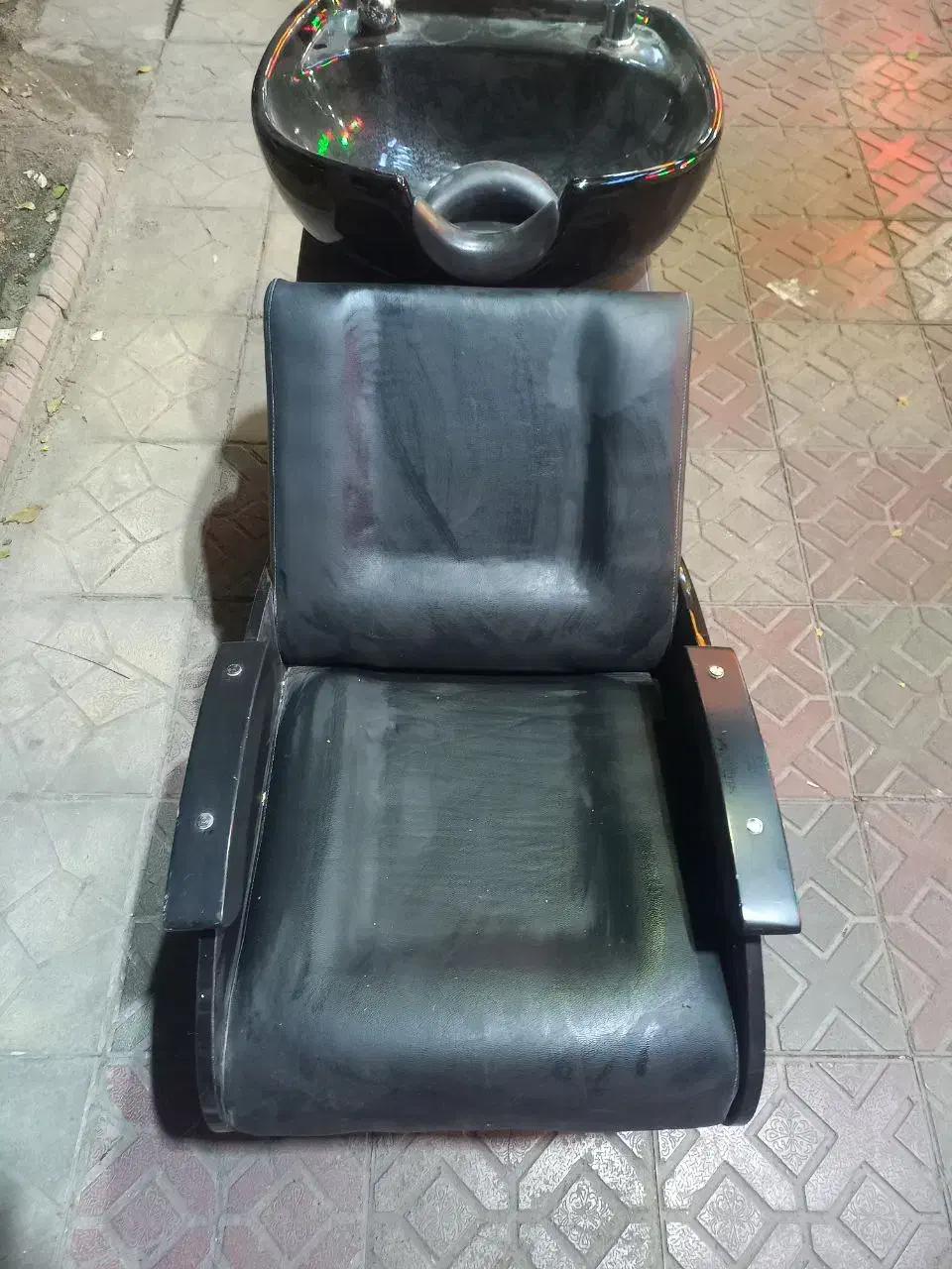 وسایل آرایشگاهی نو|آرایشگاه و سالنهای زیبایی|مشهد, هفت تیر (حافظ)|دیوار