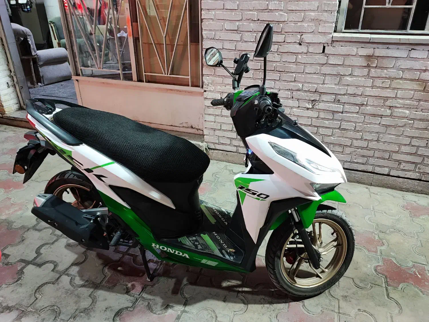 موتور سیکلت طرح کلیک ۱۵۰|موتورسیکلت|شاهین‌شهر, سعدی جنوبی|دیوار