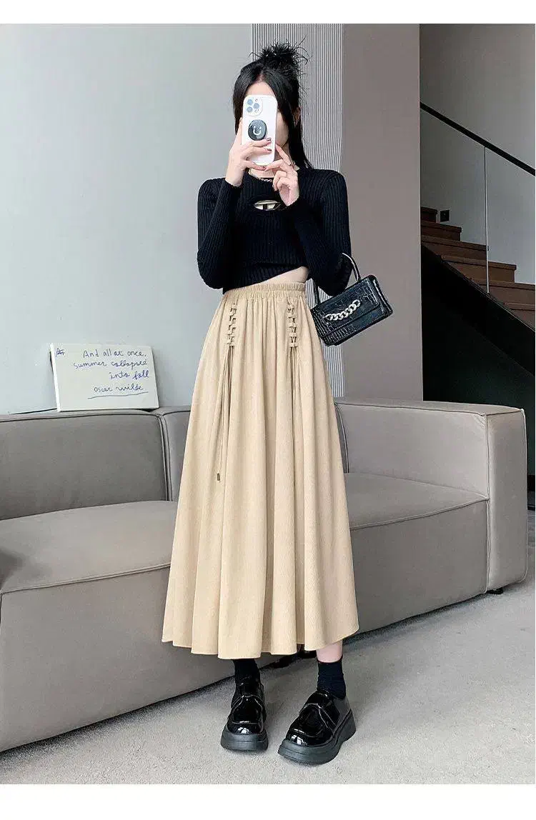 دامن پاییزه کبریتی|لباس|قشم, |دیوار