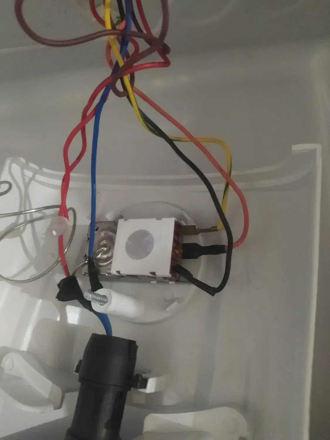 برق کاری ساختمان|خدمات پیشه و مهارت|نورآباد ممسنی, |دیوار