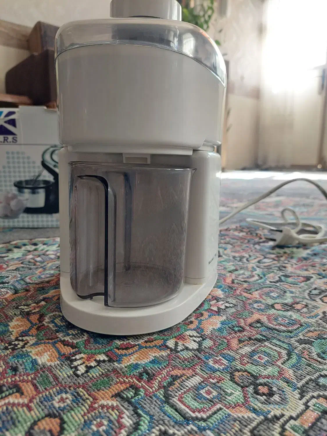 آبمیوه گیری|آبمیوه‌گیر و آب‌مرکبات‌گیر|بیرجند, |دیوار