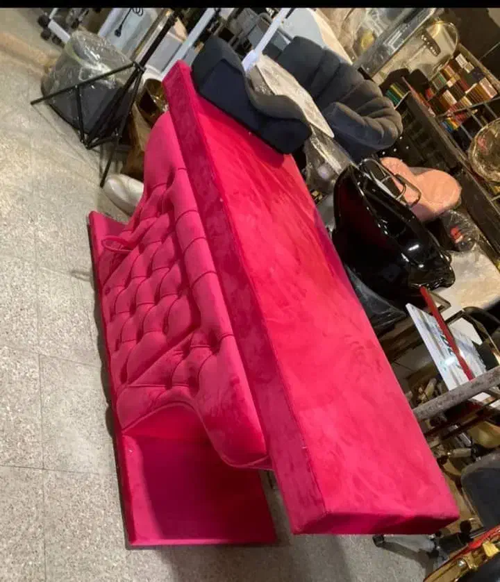 تخت مژه|آرایشگاه و سالنهای زیبایی|اصفهان, مصلی|دیوار