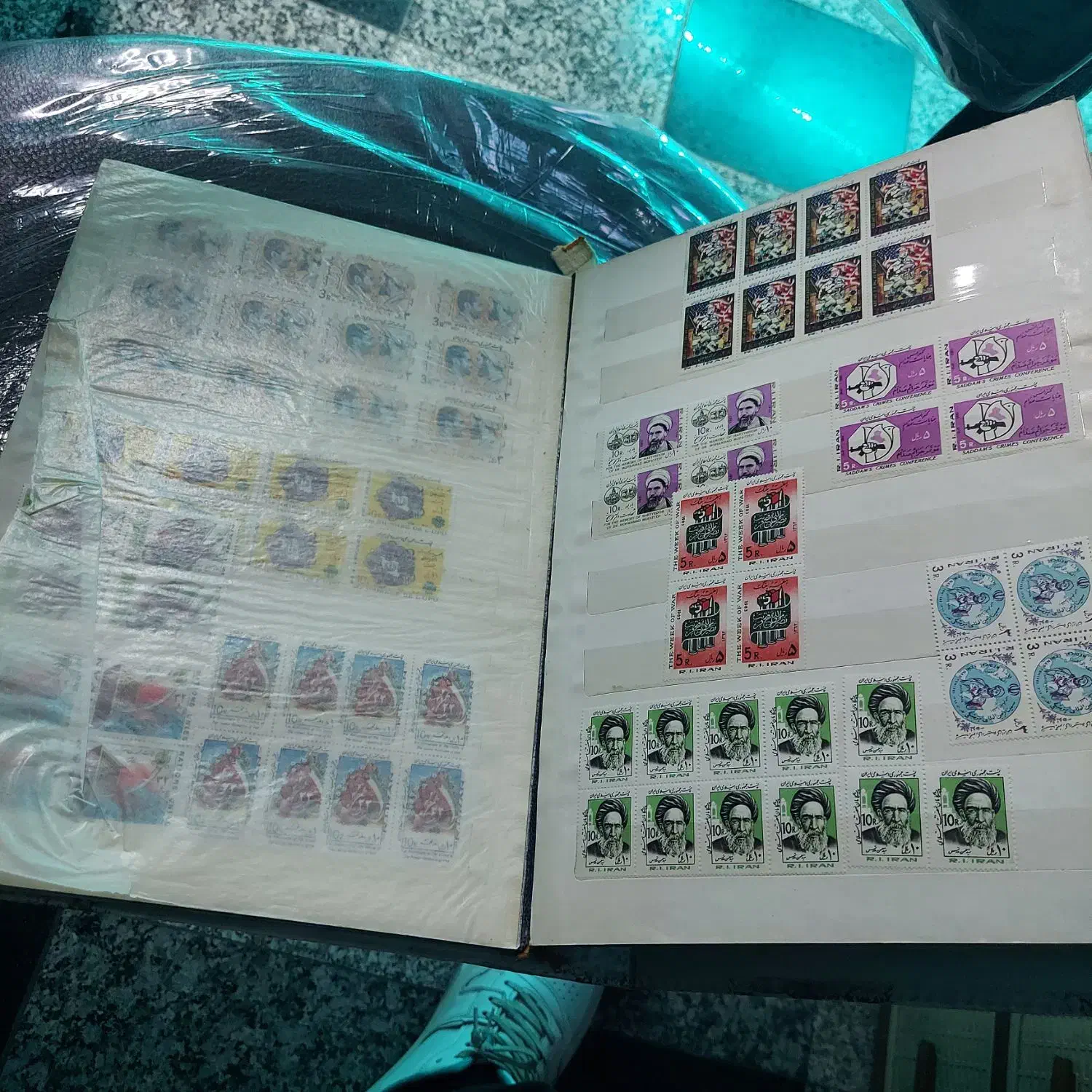 آلبوم تمبر کلکسیونی|کلکسیون سکه، تمبر، اسکناس|همدان, |دیوار