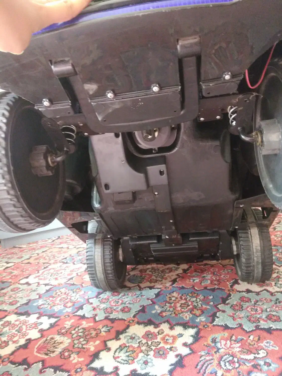 ماشین شارژی شاسی بلند|اسباب‌بازی بچه|سبزوار, توحیدشهر|دیوار