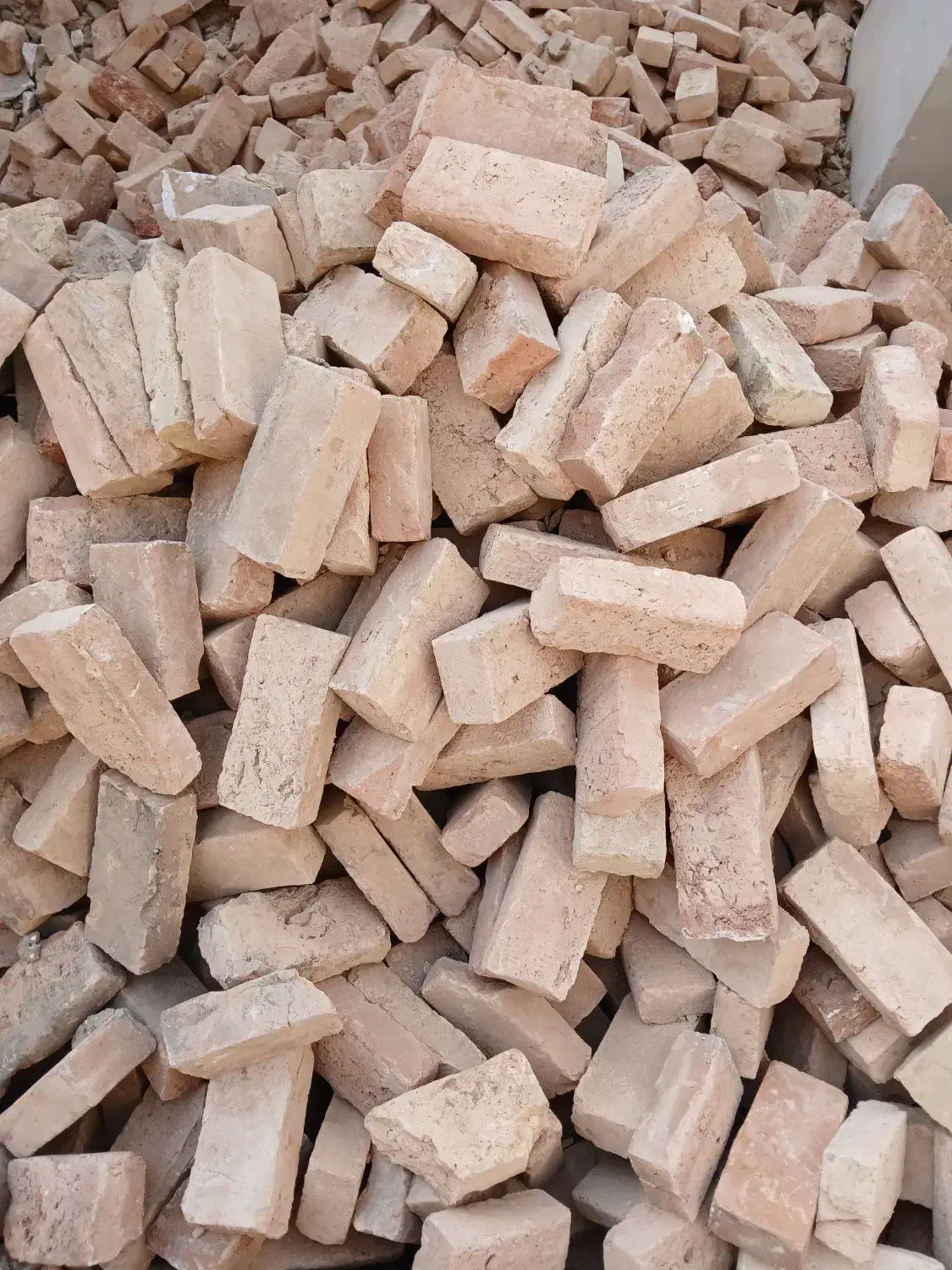 آجردست دوم گری|مصالح و تجهیزات ساختمان|گرگان, |دیوار