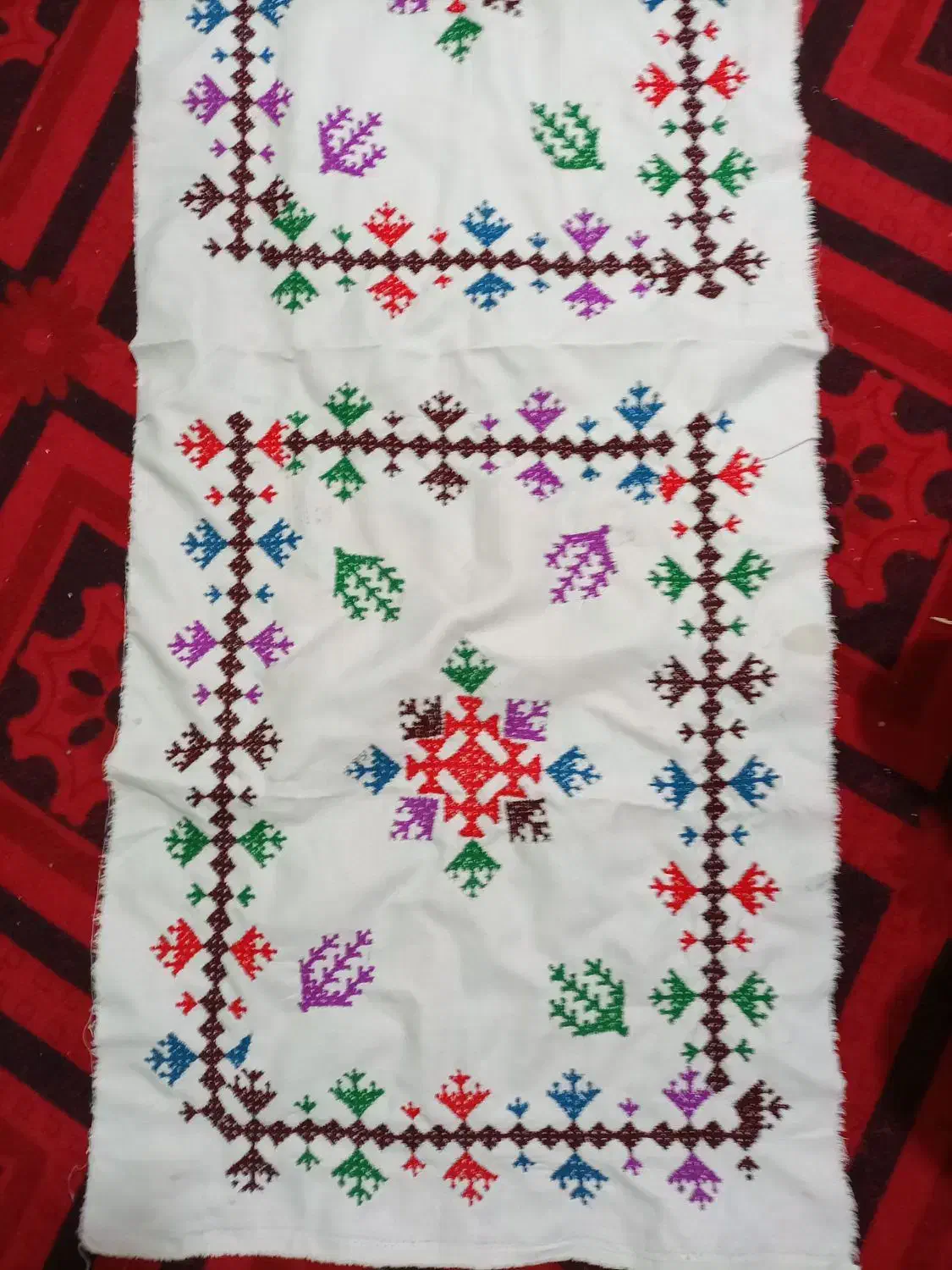 پریوال|رختخواب، بالش، پتو|زاهدان, |دیوار