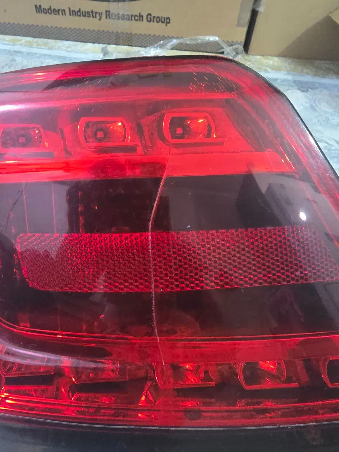 چراغ عقب دنا معمولی|قطعات یدکی و لوازم جانبی|قدس, شهرقدس|دیوار