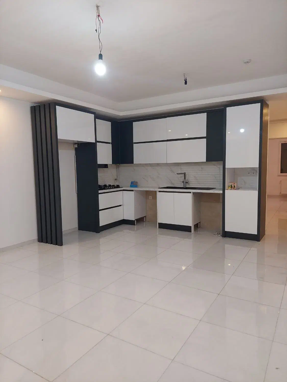 خیابان خرمشهر آپارتمان ۸۵ متر (نوساز)|اجارهٔ آپارتمان|لاهیجان, شهید آوینی|دیوار