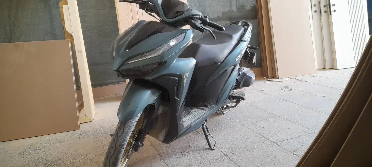 فروش موتورکلیک لا کاغذی  مدل ۴۰۱  سالم|موتورسیکلت|ابریشم, |دیوار