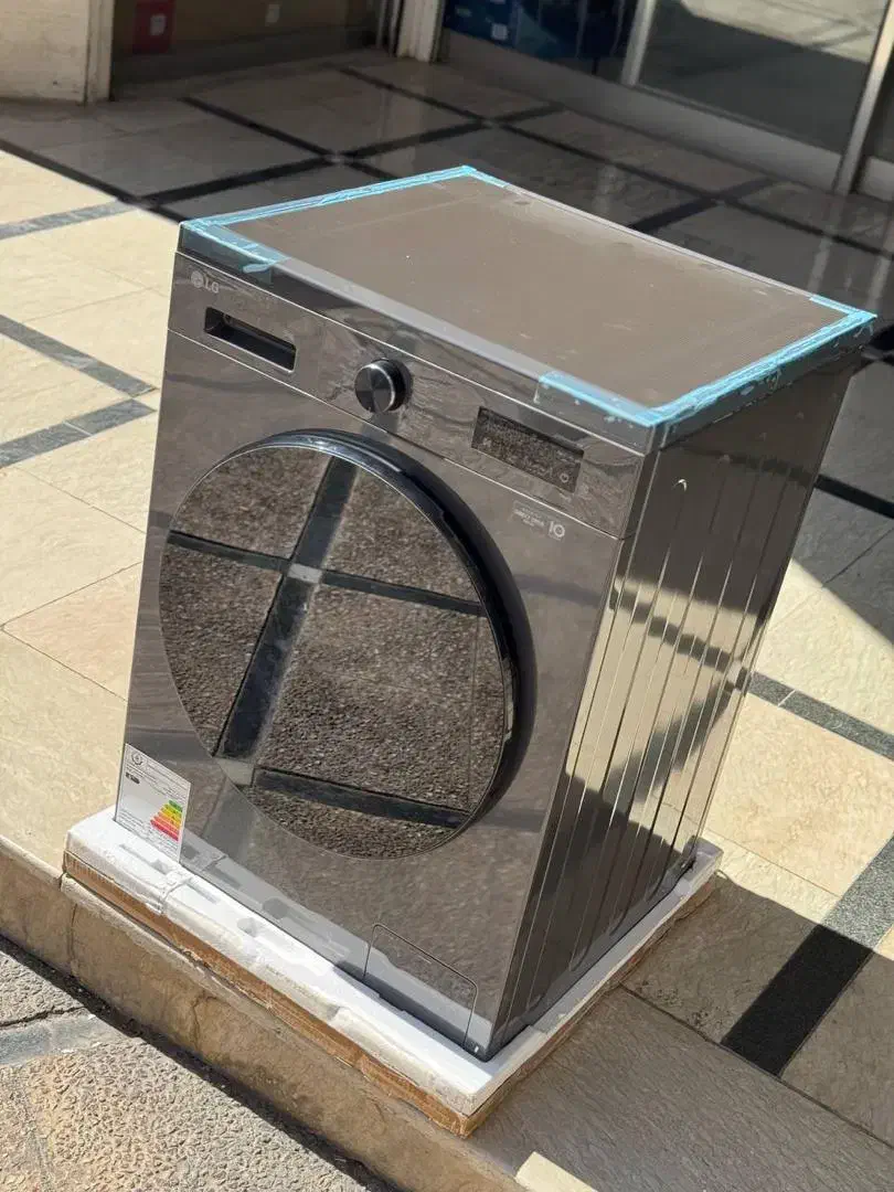 لباسشویی ال جی ۹ کیلو|ماشین لباسشویی و خشککن لباس|مهاباد (آذربایجان غربی), |دیوار