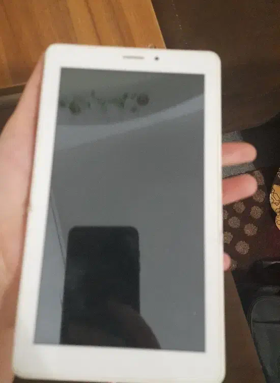 تبلت سامسونگ|تبلت|شیراز, کوشک میدان|دیوار