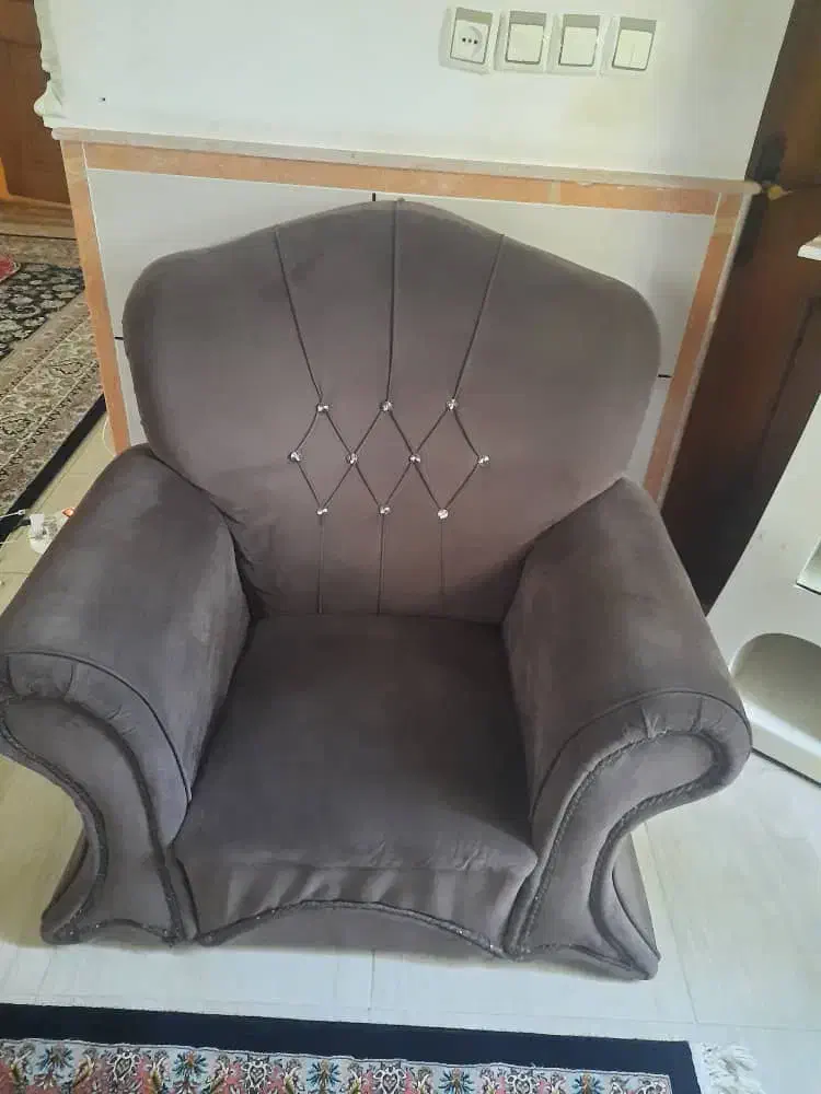 مبل هفت نفره و میز عسلی|مبلمان خانگی و میز عسلی|جویبار, |دیوار