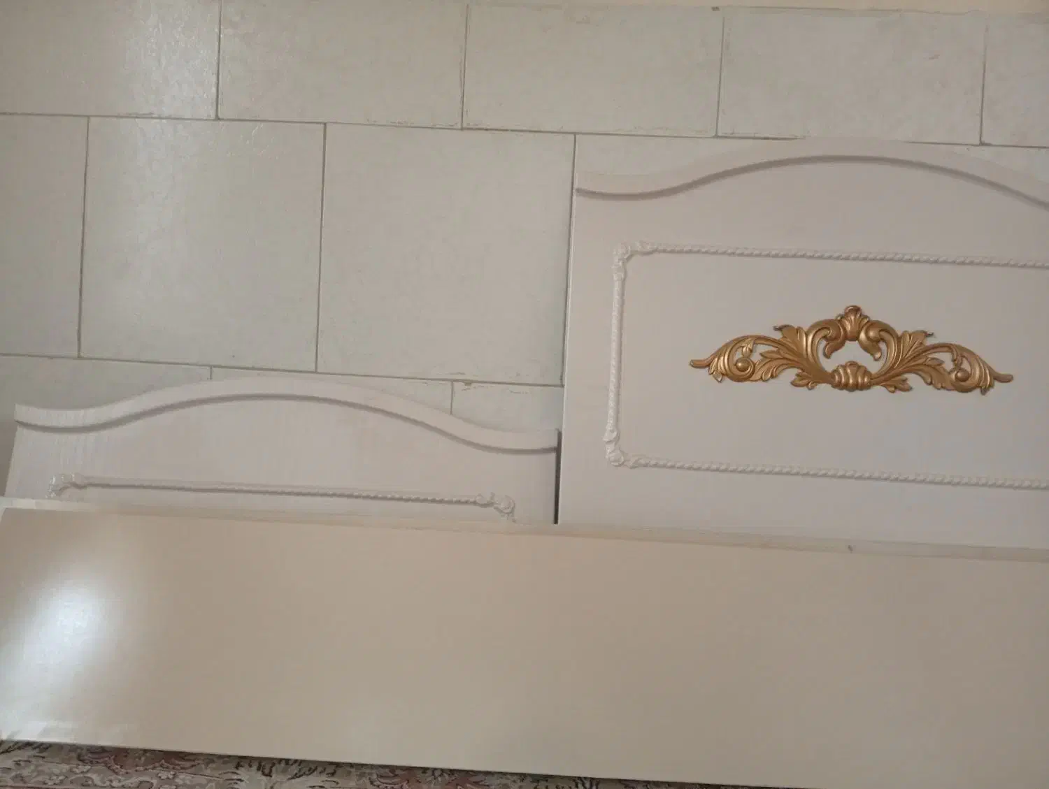 تخت نوجوان  و کمد نو|تخت و صندلی بچه|یزد, |دیوار