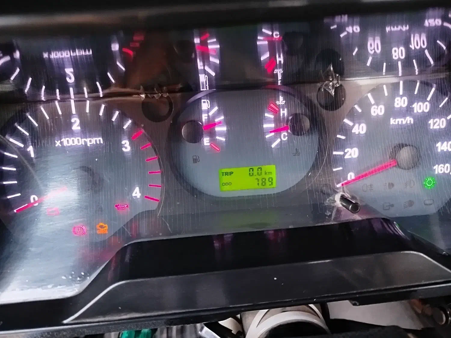 نیسان دیزل|خودرو سواری و وانت|ساری, |دیوار