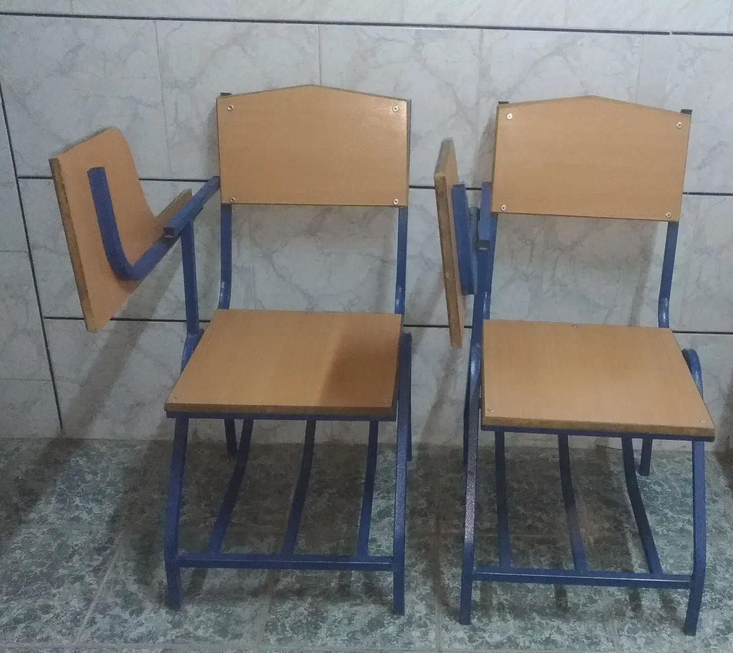 نیمکت دست ساز ومقاوم|صندلی و نیمکت|نجف‌آباد, هفده شهریور|دیوار