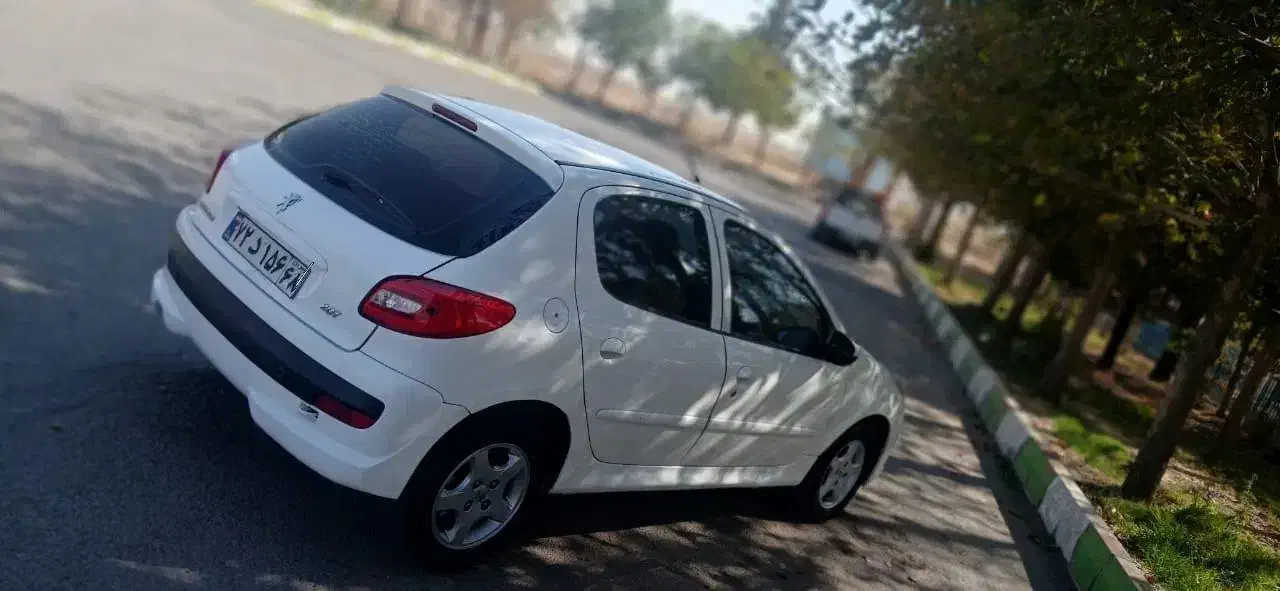 ۲۰۷  مدل ۹۶|خودرو سواری و وانت|محمدیه-قزوین, |دیوار