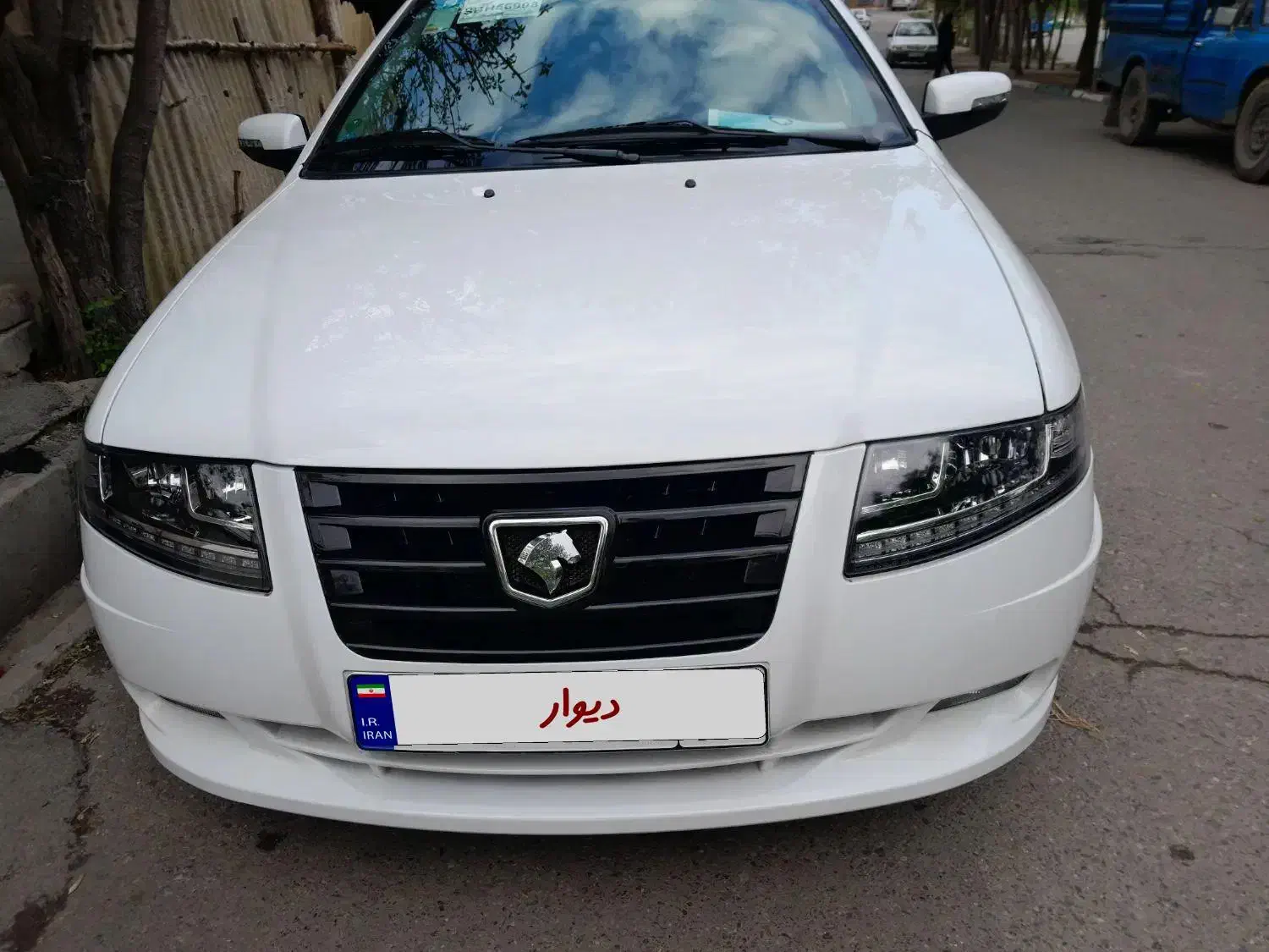 سورن 1404|خودرو سواری و وانت|بروجرد, |دیوار