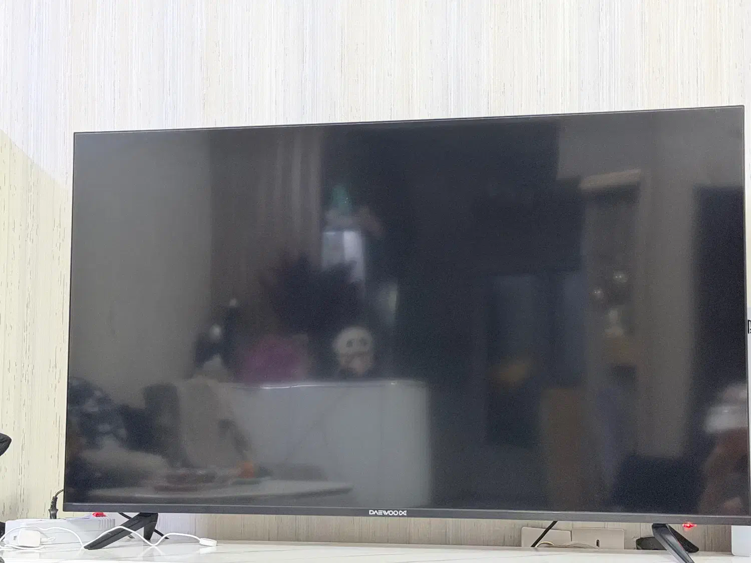 تلوزیون دوو|تلویزیون و پروژکتور|چهاردانگه (تهران), |دیوار