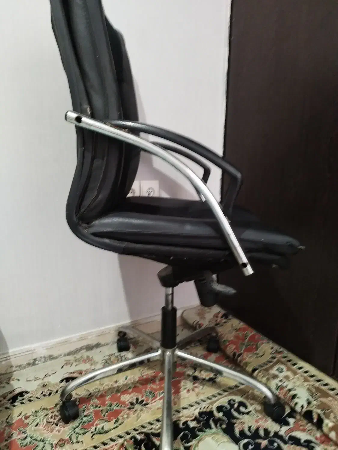 صندلی اداری|مبلمان اداری|مشهد, چهارچشمه|دیوار