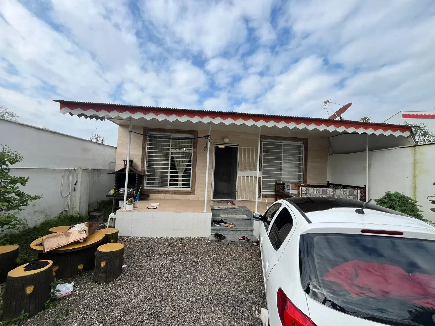 ویلا ساحلی 240متر /سند /خشکبیجار/آناملک|فروش خانه و ویلا|خشکبیجار, |دیوار