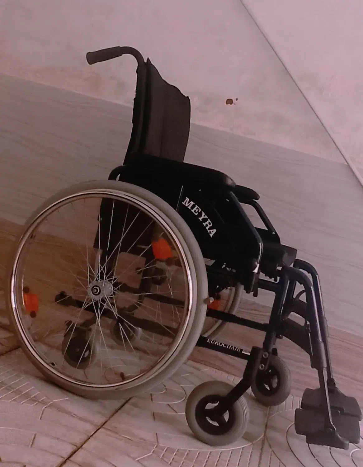 ویلچرآلمانی میرا 1850|آرایشی، بهداشتی، درمانی|ارومیه, |دیوار